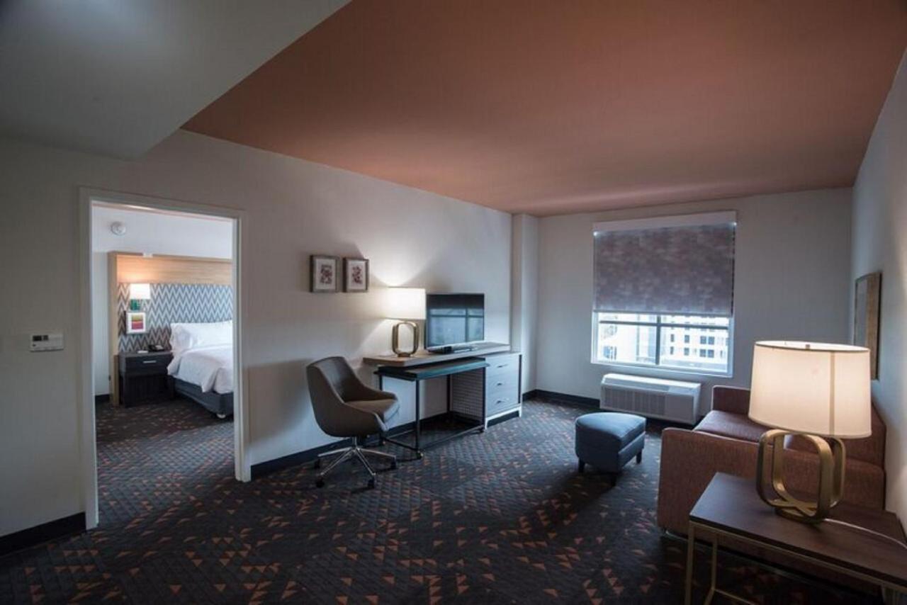 - Hamburg By Ihg Hotel Lexington